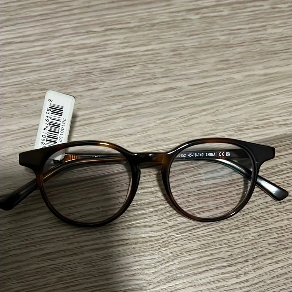 Black Round Sunglasses with Case